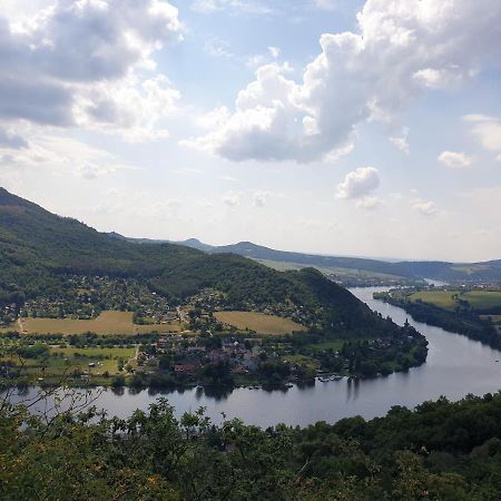 Penzion Garsoniera v roddiném domě Dubice Exteriér fotografie